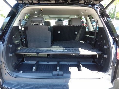 Used 2024 Toyota Sequoia Limited w/ Tow Technology Package AWD/4WD image 27