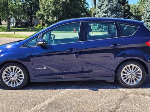 Used 2017 Ford C-MAX SE image 3