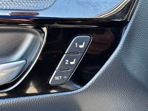 Used 2024 Honda CR-V EX-L image 18