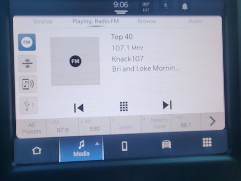 Used 2024 RAM 3500 Tradesman w/ Chrome Appearance Group image 22