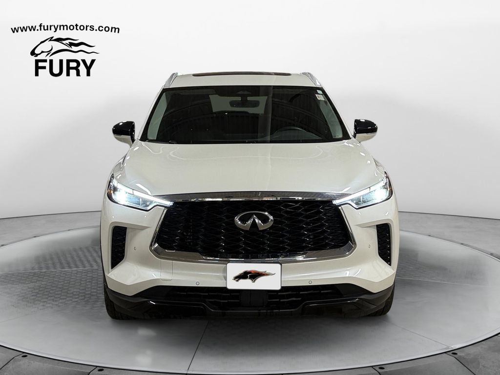 Used 2024 INFINITI QX60 Luxe AWD/4WD image 9