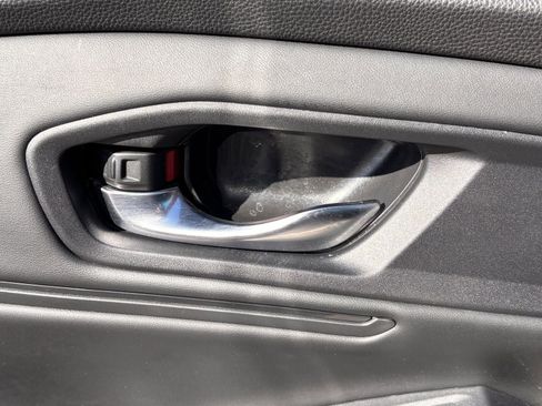 Certified 2024 Honda Accord EX image 20