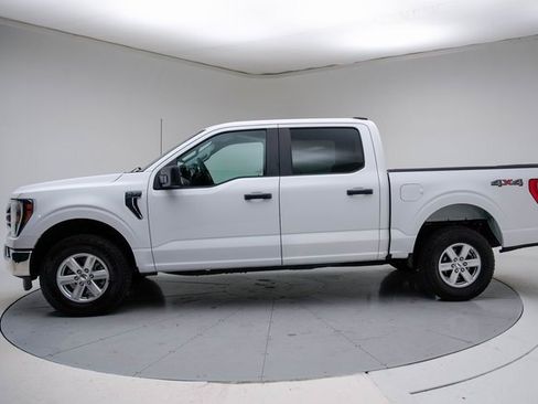 Used 2023 Ford F150 XLT w/ Trailer Tow Package image 3