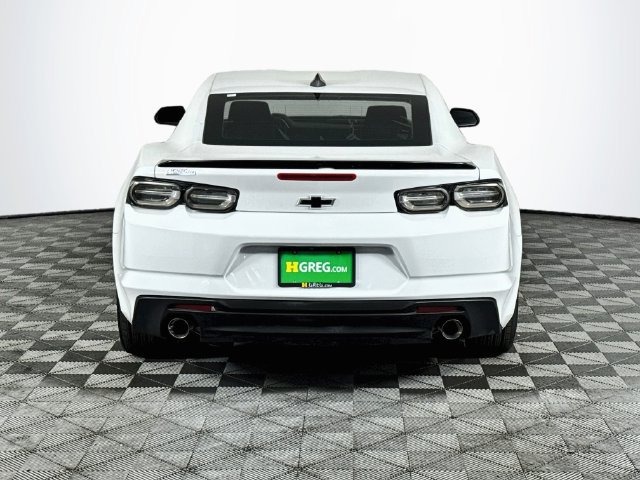 Used 2020 Chevrolet Camaro LT RWD image 7