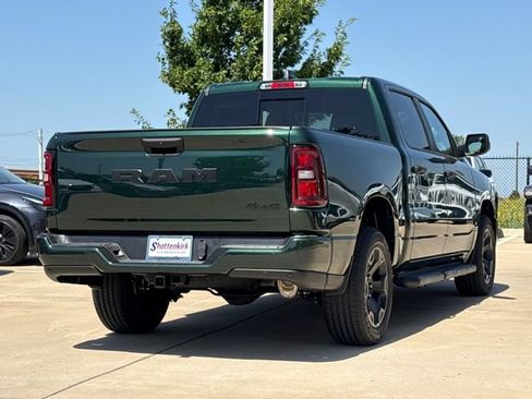 New 2026 RAM 1500 Express AWD/4WD image 9