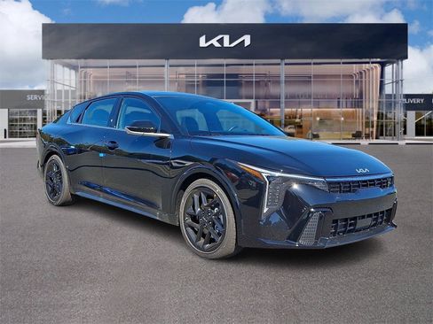 New 2025 Kia K4 GT-Line Turbo image 1