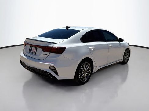 Used 2022 Kia Forte GT-Line w/ GT-Line Premium Package FWD image 7