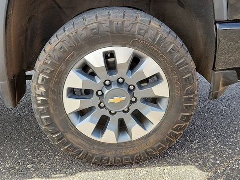 Certified 2023 Chevrolet Silverado 2500 Custom w/ Custom Value Package image 7