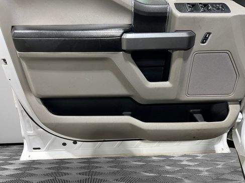 Used 2018 Ford F150 XLT w/ Trailer Tow Package image 21