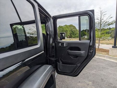 Certified 2025 Jeep Wrangler Unlimited Rubicon 4xe w/ Safety Group AWD/4WD image 59