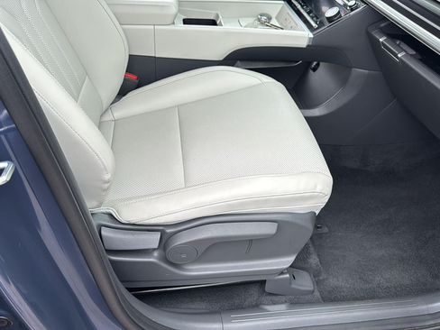 Used 2025 Hyundai Santa Fe SEL AWD/4WD image 21