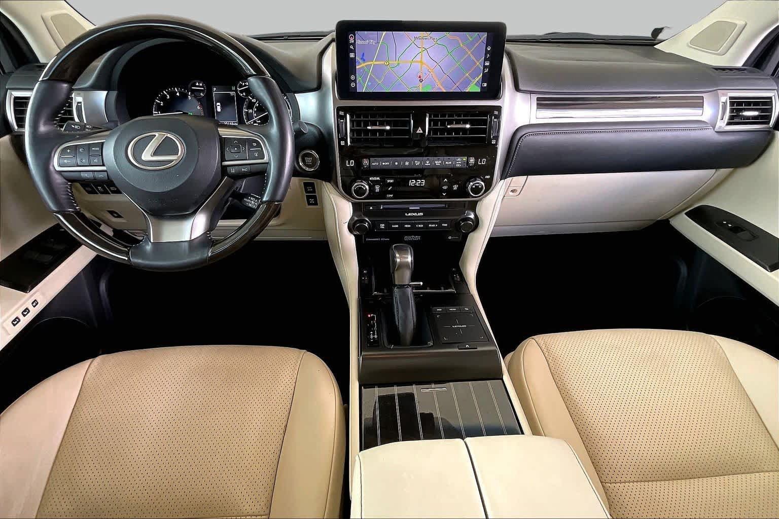 Used 2023 Lexus GX 460 Luxury w/ Sport Design Package AWD/4WD image 13