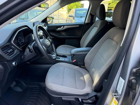 Used 2021 Ford Escape SE FWD image 14