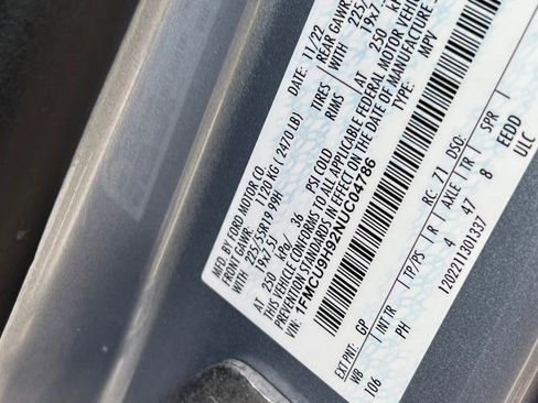 Used 2022 Ford Escape SEL w/ SEL Stealth AWD Package image 28