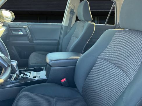 Used 2023 Toyota 4Runner TRD Off-Road image 2