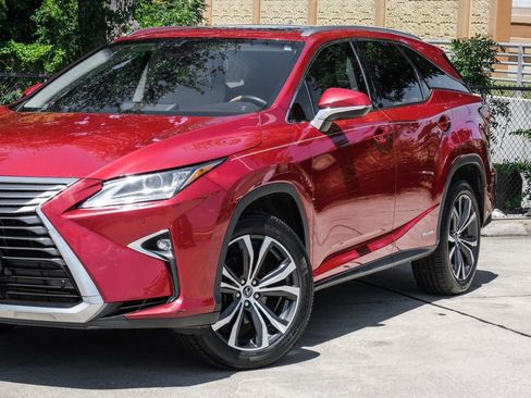 Used 2018 Lexus RX 450hL Premium w/ Premium Package AWD/4WD image 14