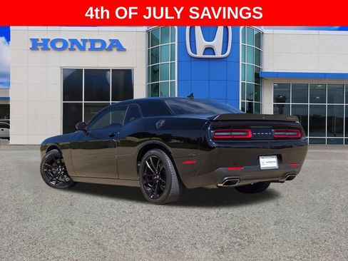 Used 2021 Dodge Challenger R/T Scat Pack w/ T/A Package RWD image 5