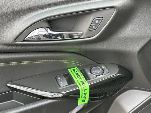 New 2026 Chevrolet Trax ACTIV w/ Driver Confidence Package FWD image 12