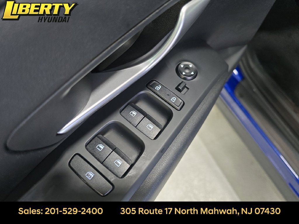 Certified 2024 Hyundai Tucson SE AWD/4WD image 12