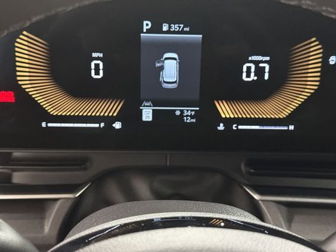 New 2026 Kia Carnival EX image 21