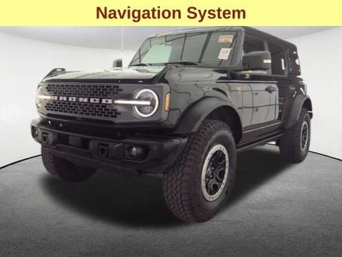 Used 2025 Ford Bronco Badlands AWD/4WD image 4