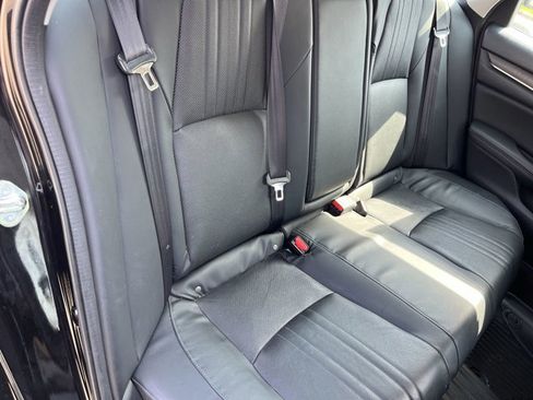 Used 2018 Honda Accord Touring image 27