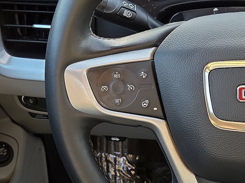 Used 2023 GMC Terrain SLT AWD/4WD image 20