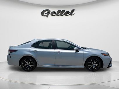 Used 2022 Toyota Camry SE w/ Audio Upgrade Package