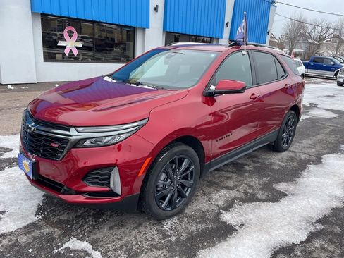Used 2022 Chevrolet Equinox RS image 1