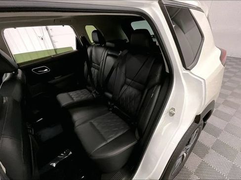 Used 2023 Nissan Rogue Platinum w/ Platinum Premium Package AWD/4WD image 25