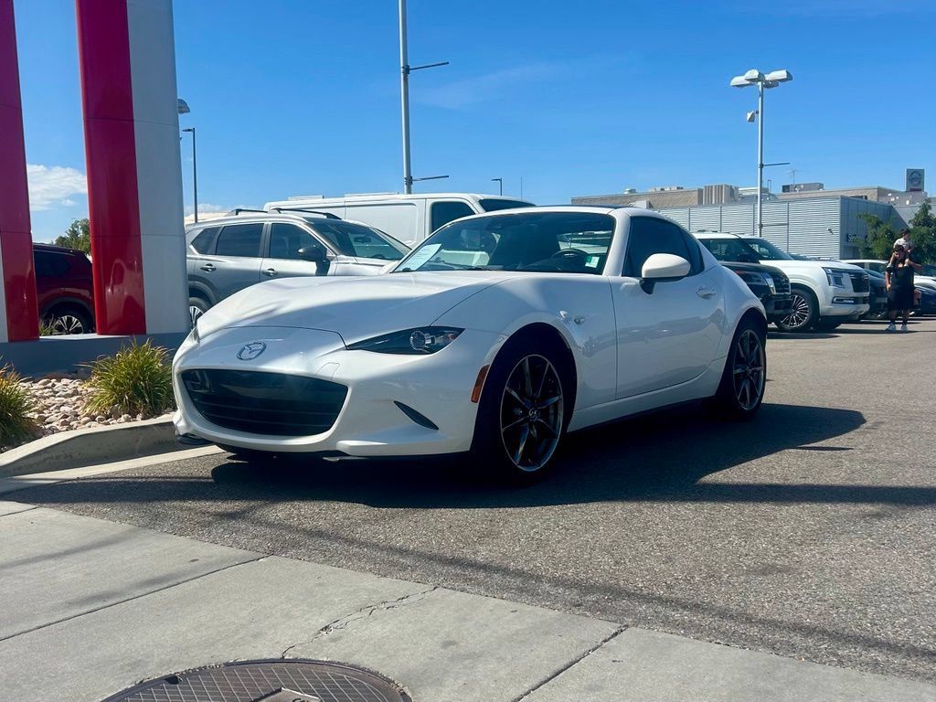 Used 2020 MAZDA MX-5 Miata RF Grand Touring RWD image 3