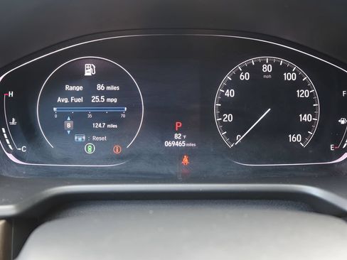 Used 2018 Honda Accord Touring image 28