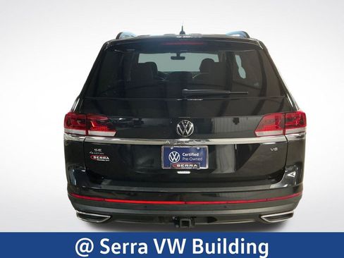Certified 2023 Volkswagen Atlas SE w/ Panoramic Sunroof Package AWD/4WD image 4