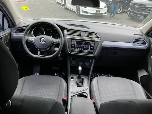 Used 2020 Volkswagen Tiguan S FWD image 17