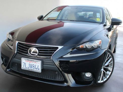 Used 2015 Lexus IS 250 image 11