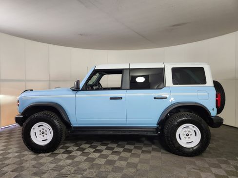 New 2025 Ford Bronco Heritage Edition image 4