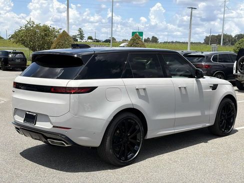 New 2026 Land Rover Range Rover Sport Dynamic SE AWD/4WD image 5