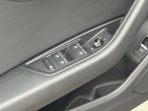 Used 2019 Audi A4 2.0T Premium w/ Convenience Package FWD image 15