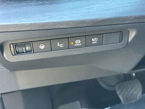 Certified 2024 Nissan Ariya AWD image 29