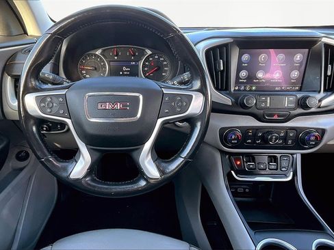 Used 2021 GMC Terrain SLT image 5