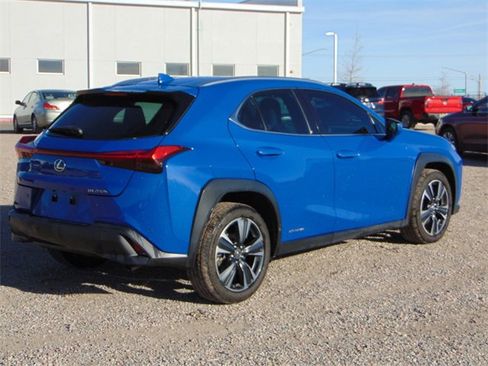 Used 2022 Lexus UX 250h w/ Accessory Package (Z1) image 4