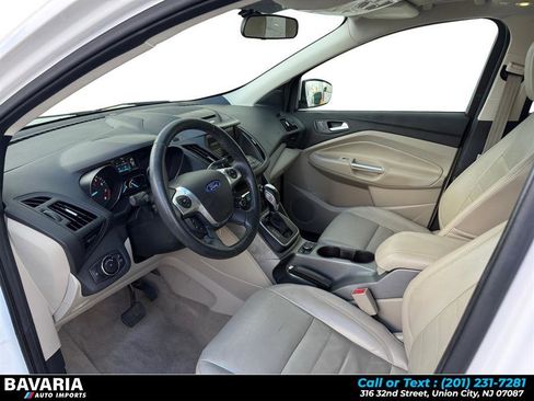 Used 2014 Ford Escape SE w/ Equipment Group 201A FWD image 10