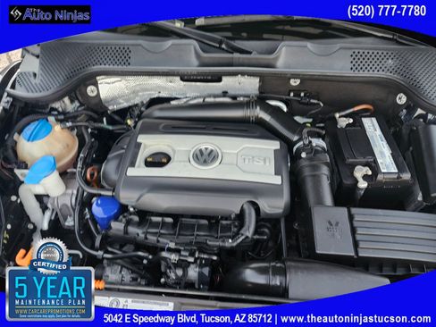 Used 2013 Volkswagen Beetle 2.0T image 27