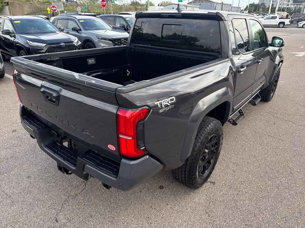 Used 2026 Toyota Tacoma TRD Sport w/ TRD Sport Upgrade Package AWD/4WD image 8