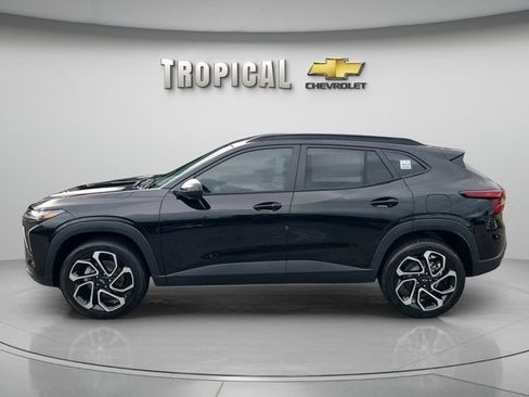 New 2026 Chevrolet Trax RS w/ Driver Confidence Package FWD image 2