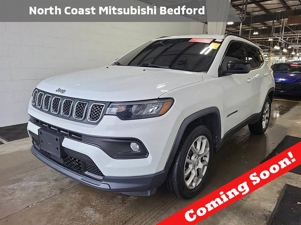 Used 2023 Jeep Compass Latitude AWD/4WD image 1