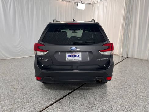 Used 2022 Subaru Forester Premium AWD/4WD image 12