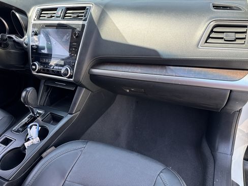 Used 2019 Subaru Outback 2.5i Limited AWD/4WD image 22