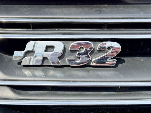 Used 2008 Volkswagen R32 AWD/4WD image 22