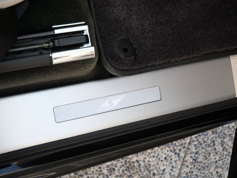 Used 2022 Bentley Bentayga image 20